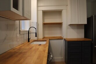 5209 Warren Ave in Cincinnati, OH - Building Photo - Building Photo