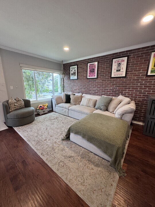 5645 Friars Rd in San Diego, CA - Building Photo