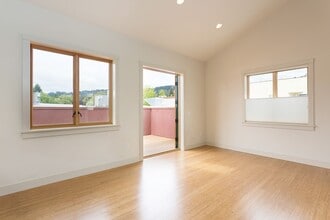 2629 Ashby Ave in Berkeley, CA - Building Photo - Building Photo