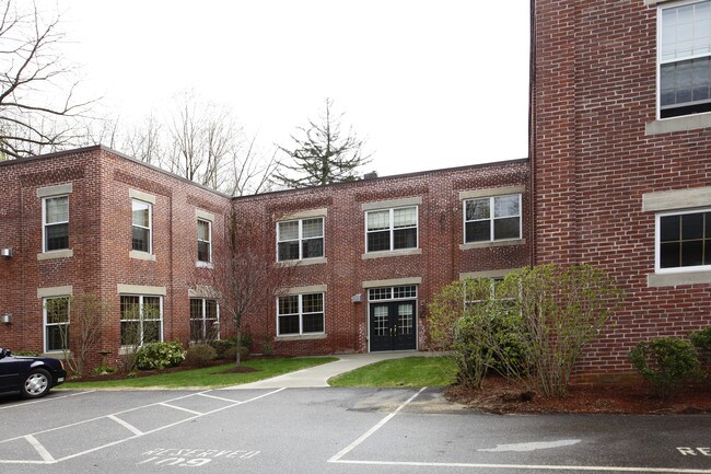 Chase Mill Bldg in Derry, NH - Building Photo - Building Photo
