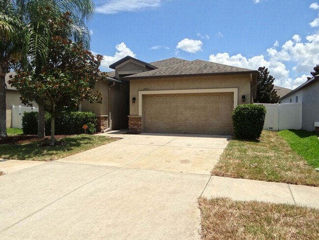 10811 Whitecap Dr in Riverview, FL - Building Photo - Building Photo