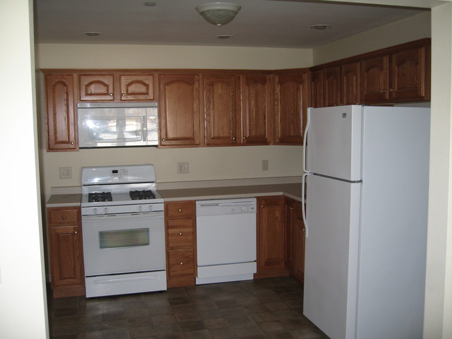 718 Taft Ave, Unit 718 APT. in Endicott, NY - Building Photo - Building Photo