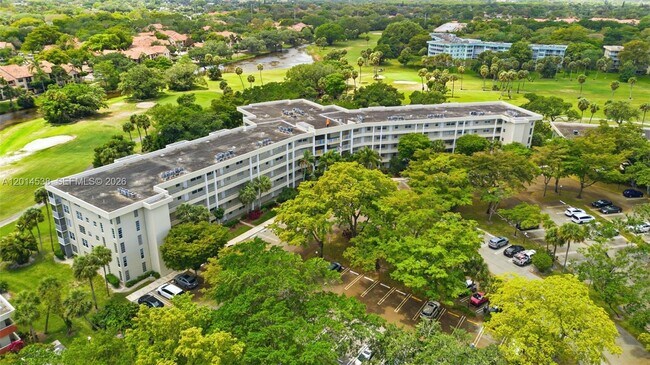821 Cypress Blvd in Pompano Beach, FL - Building Photo - Building Photo