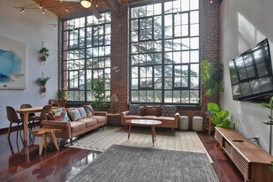 Mayfair Lofts in Spartanburg, SC - Building Photo