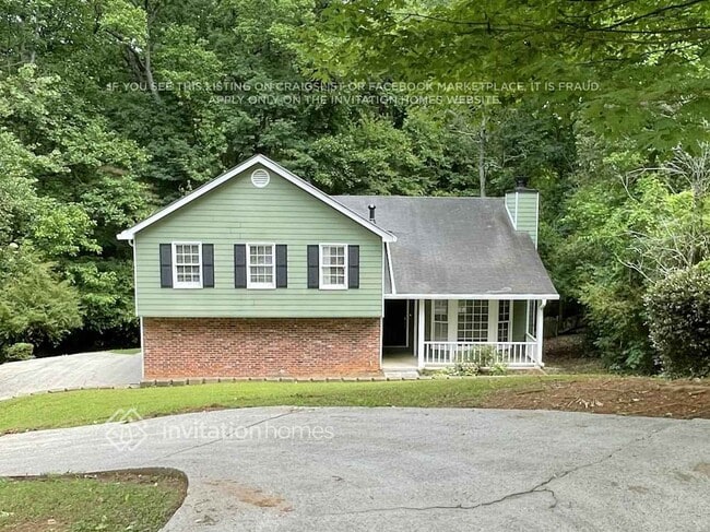 property at 100 Parkcreek Ct