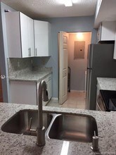 2640 S University Dr-Unit -2A in Davie, FL - Building Photo - Building Photo