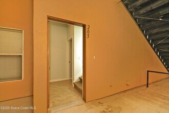 4117 Meander Pl, Unit 205 in Rockledge, FL - Foto de edificio - Building Photo