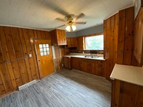 217 E Roselawn St in Danville, IL - Building Photo - Building Photo