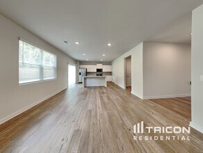 5238 Mulberry St in Flowery Branch, GA - Building Photo - Building Photo