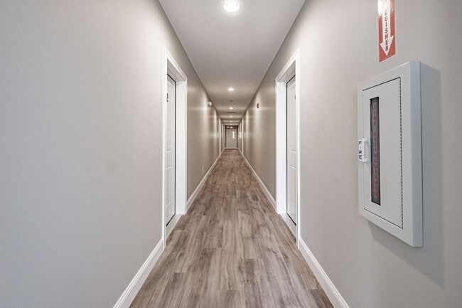 8 Friendly Way in Bridgton, ME - Building Photo - Building Photo