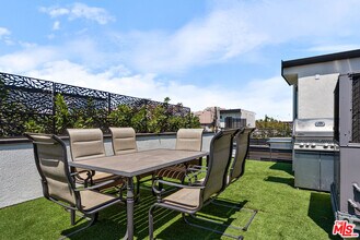 1203 N Thomas Ln in Los Angeles, CA - Building Photo - Building Photo