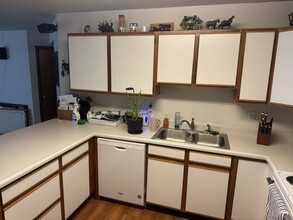 137 S Scott Blvd, Unit 137 in Iowa City, IA - Building Photo - Building Photo