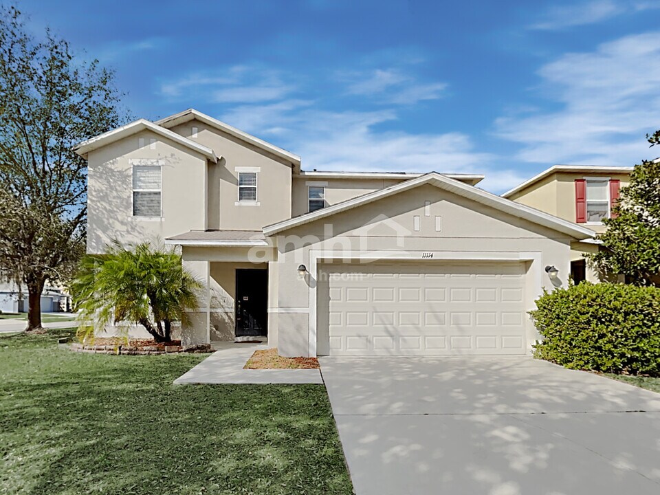 11114 Golden Silence Dr in Riverview, FL - Building Photo