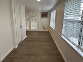 6360 30th St N in St. Petersburg, FL - Building Photo - Building Photo