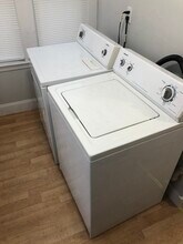 1122 Adams St in Boston, MA - Building Photo - Building Photo