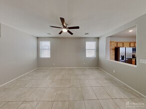 28 Belden Ave in Las Vegas, NV - Building Photo - Building Photo