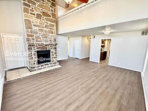 7019 S 78th E Ave in Tulsa, OK - Building Photo - Building Photo