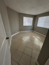 9755 Westview Dr in Coral Springs, FL - Building Photo - Building Photo