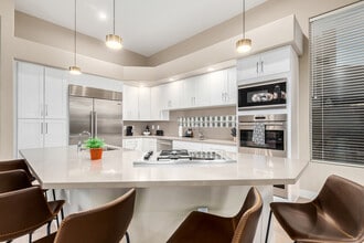 10837 E Running Deer Trail in Scottsdale, AZ - Building Photo - Building Photo