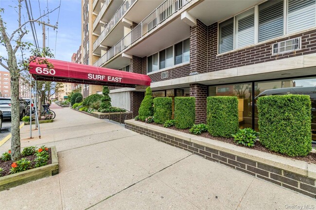 property at 650 Shore Rd