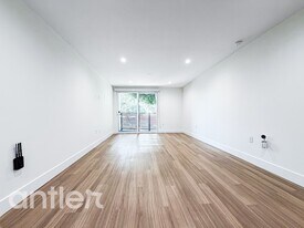 1538 Purdue Ave in Los Angeles, CA - Building Photo