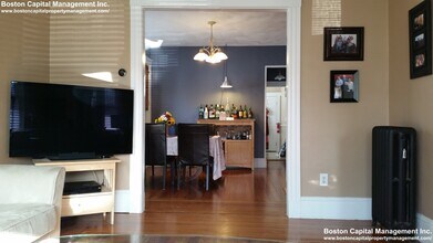 97 W Quincy St in Somerville, MA - Building Photo - Building Photo