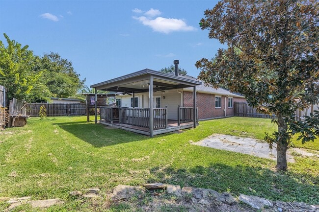 6923 Creek Village Dr