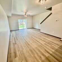 7116 W Heritage St in Rathdrum, ID - Foto de edificio - Building Photo