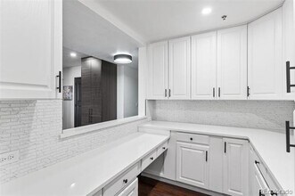 1900 E Girard Pl in Englewood, CO - Building Photo - Building Photo