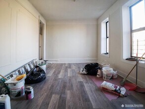 76 Vermilyea Ave in New York, NY - Building Photo - Building Photo