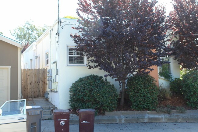 4224 Shafter Ave in Oakland, CA - Foto de edificio - Building Photo