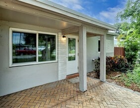 1415 NE 25th St in Pompano Beach, FL - Building Photo - Building Photo