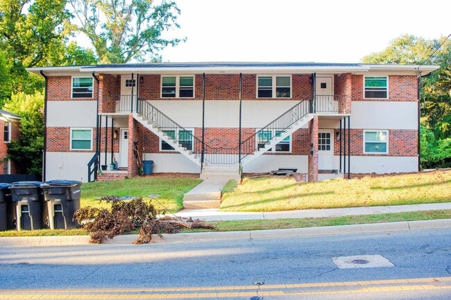 property at 606 E Park Ave
