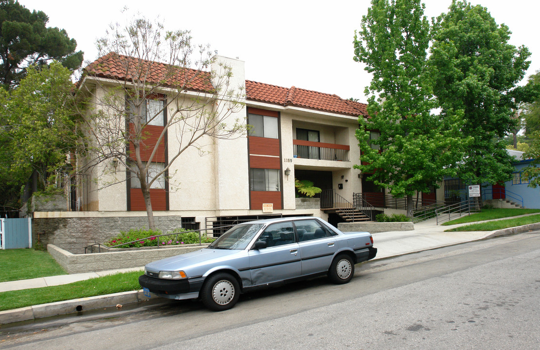 1169 Rosedale Ave in Glendale, CA - Building Photo