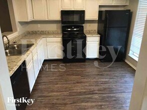 8611 Running Bird Ln in Missouri City, TX - Building Photo - Building Photo