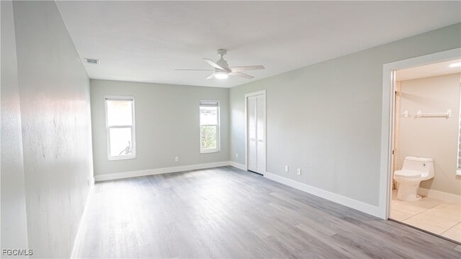 property at 1702 SE 14th St
