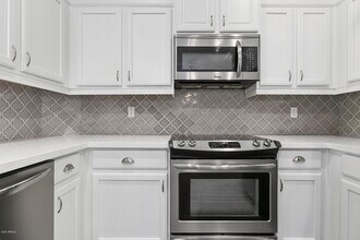 26313 N Babbling Brook Dr in Phoenix, AZ - Building Photo - Building Photo