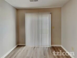 1806 12 Oaks Dr in Shelbyville, IN - Building Photo - Building Photo