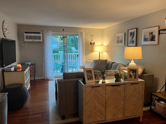 200 Manning St, Unit 30C in Hudson, MA - Foto de edificio - Building Photo