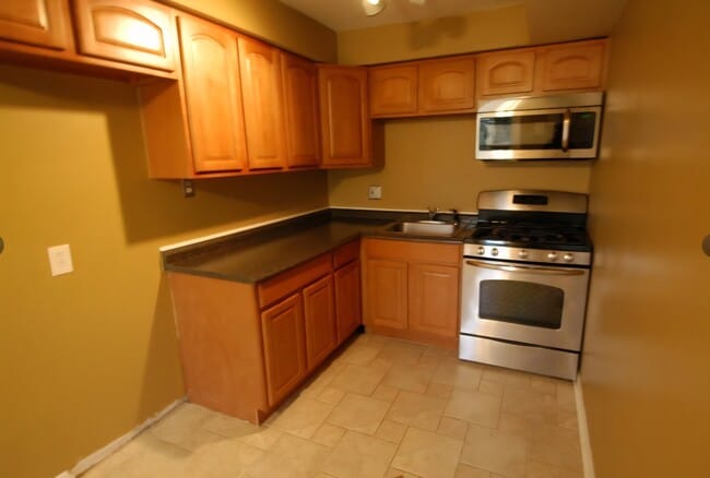 310 Hoffnagle st, Unit 1st Floor in Philadelphia, PA - Building Photo - Building Photo