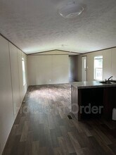 120 Shamrock Park Dr in Landrum, SC - Building Photo - Building Photo