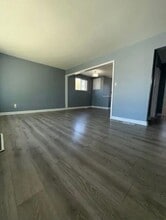 17745 Burnham Ave in Lansing, IL - Building Photo - Building Photo