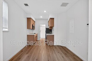 21061 Story St in Castro Valley, CA - Building Photo