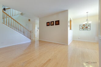 2346 Reflections Dr in Aurora, IL - Building Photo - Building Photo
