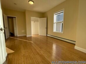 34 Pratt St in Boston, MA - Building Photo - Building Photo