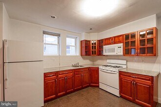 1836 S 10th St in Philadelphia, PA - Building Photo - Building Photo