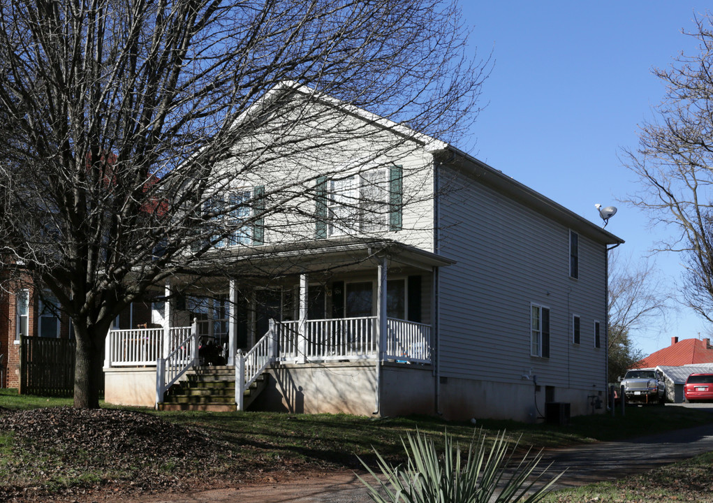 500 Fairfax St in Culpeper, VA - Building Photo