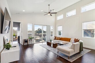 7005 Boyle Dr in Austin, TX - Building Photo - Building Photo