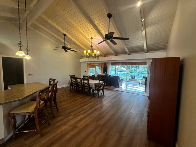 property at 4996 Lower Honoapiilani Rd