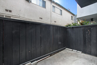 3735 Mentone Ave, prime Palms neighborhood in Los Angeles, CA - Building Photo - Building Photo